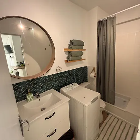 Appartement Nouveau - Cosy à Quelques Pas De La *