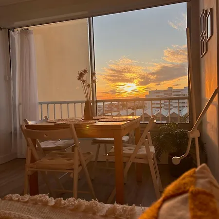 A 1min A Pied De La Mer, Lumineux & Cosy شقة *